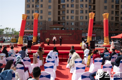 東營宏辰木業(yè) 超膚感高定門墻柜新品發(fā)布盛典，定義家居美學(xué)新高度